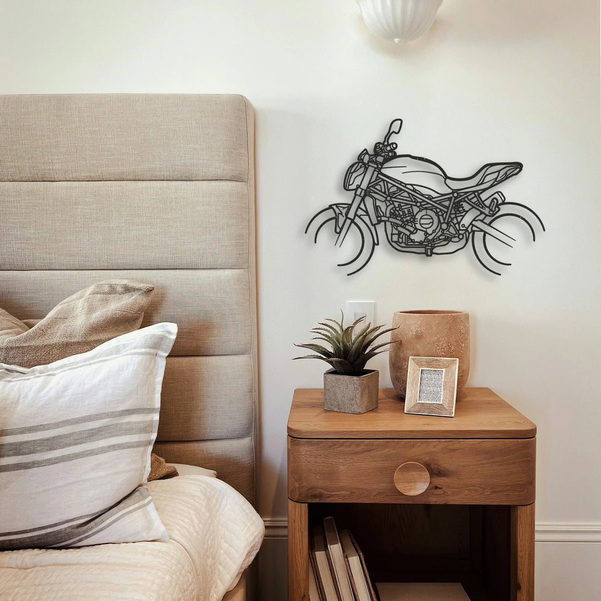 2023 Benelli 752 S E5 Classic Motorcycle Silhouette Metal Wall Art - Tinvibe