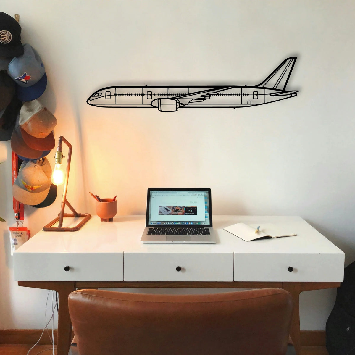 B787 Dreamliner Classic Aircraft Silhouette Metal Wall Art - Tinvibe