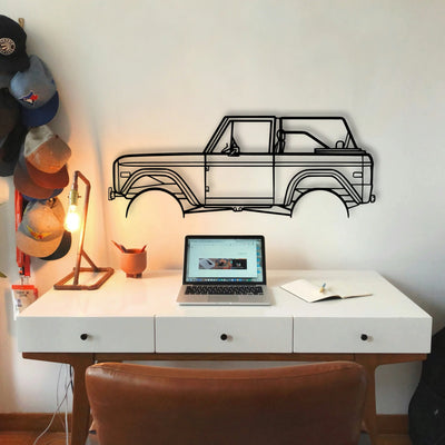 Bronco 1971 2 Classic Silhouette Metal Wall Art - Tinvibe