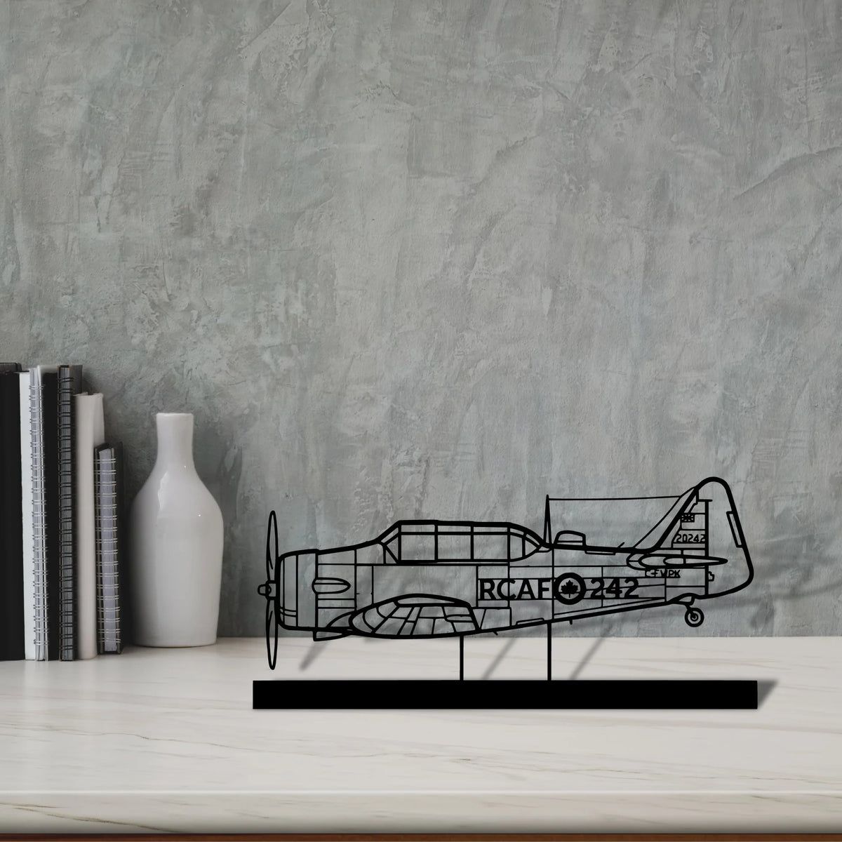 harvard Silhouette Metal Art Stand - Tinvibe