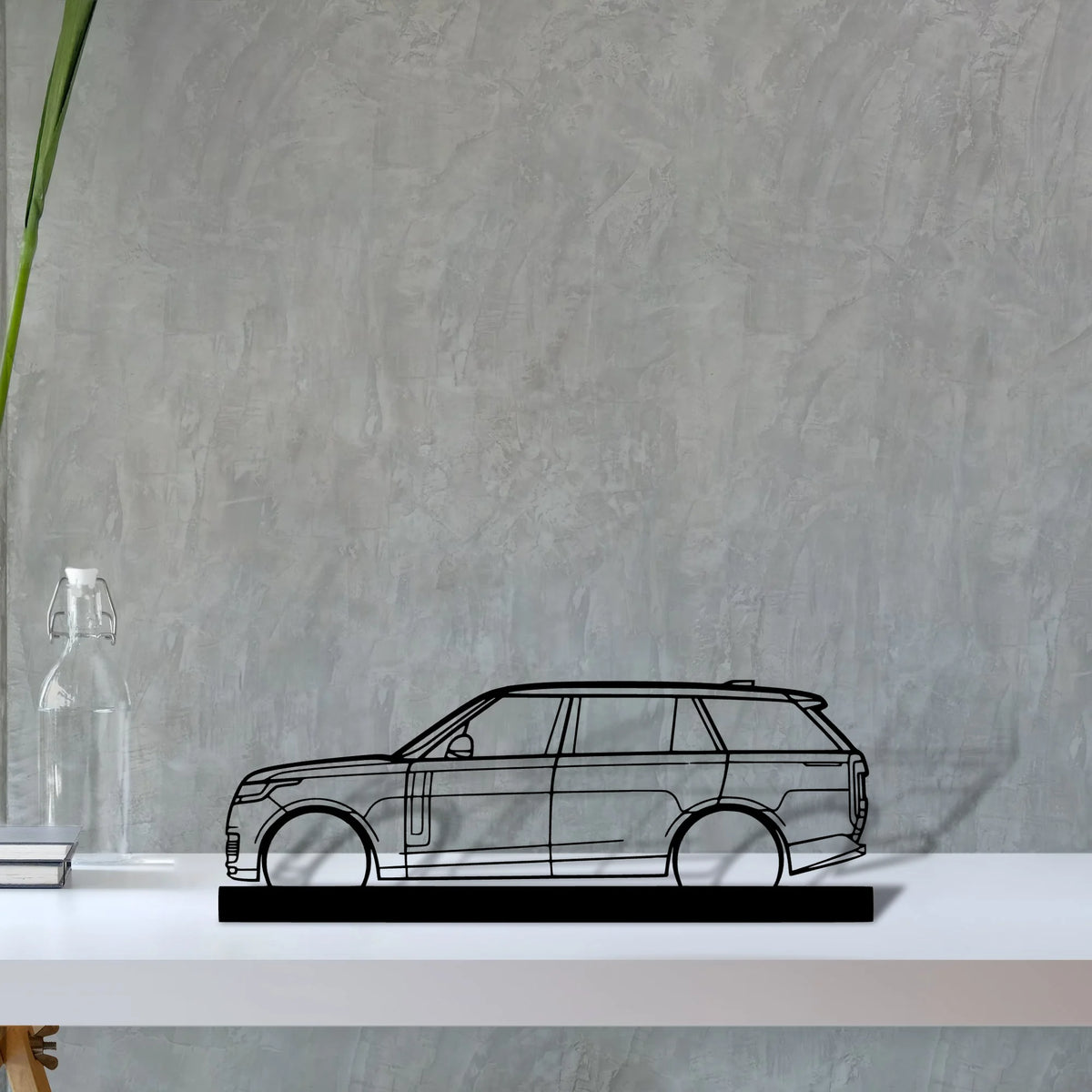 range-rover-2023 Silhouette Metal Art Stand - Tinvibe